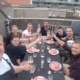 feestje thuis vieren